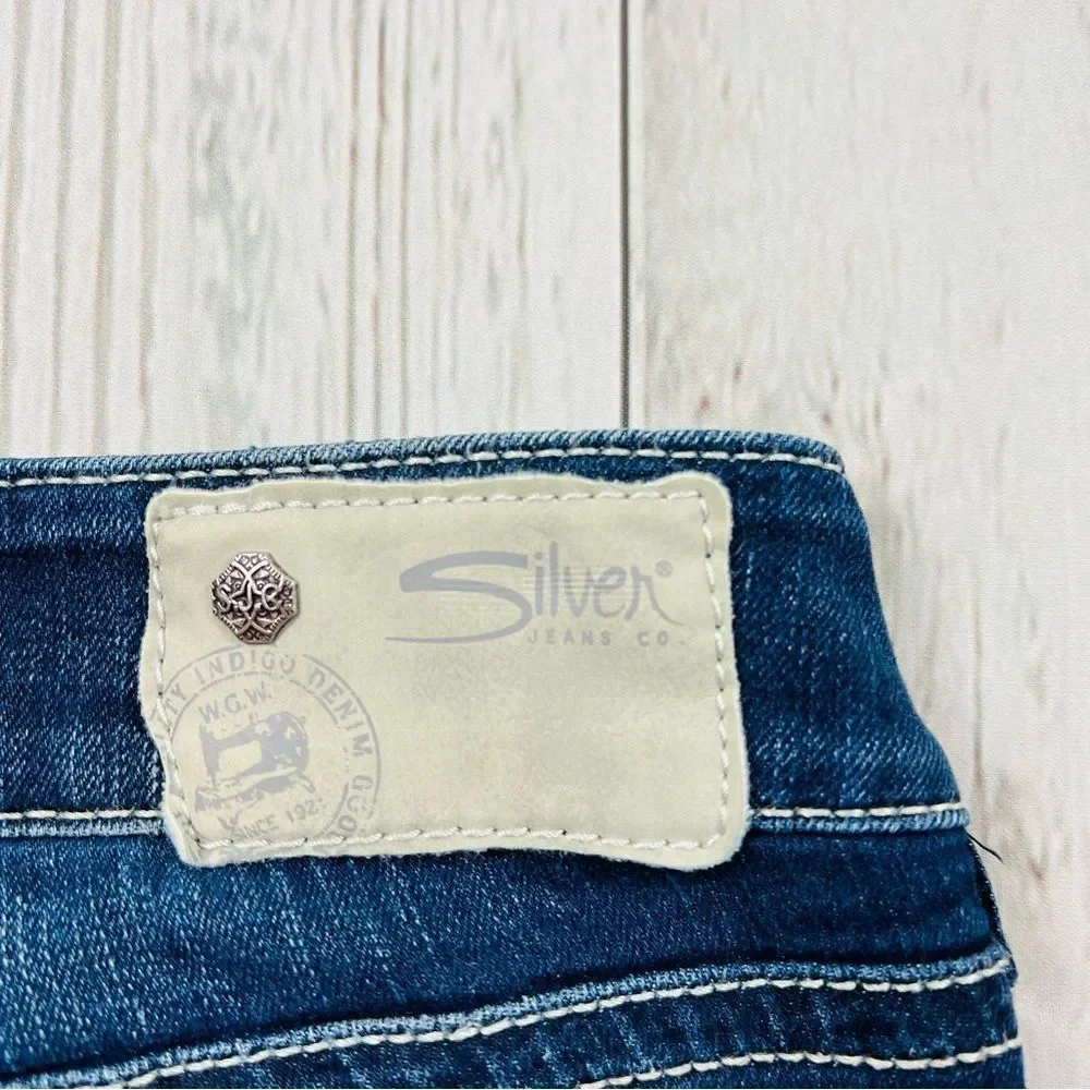 Silver Suki Mid Capri Jeans Size 28